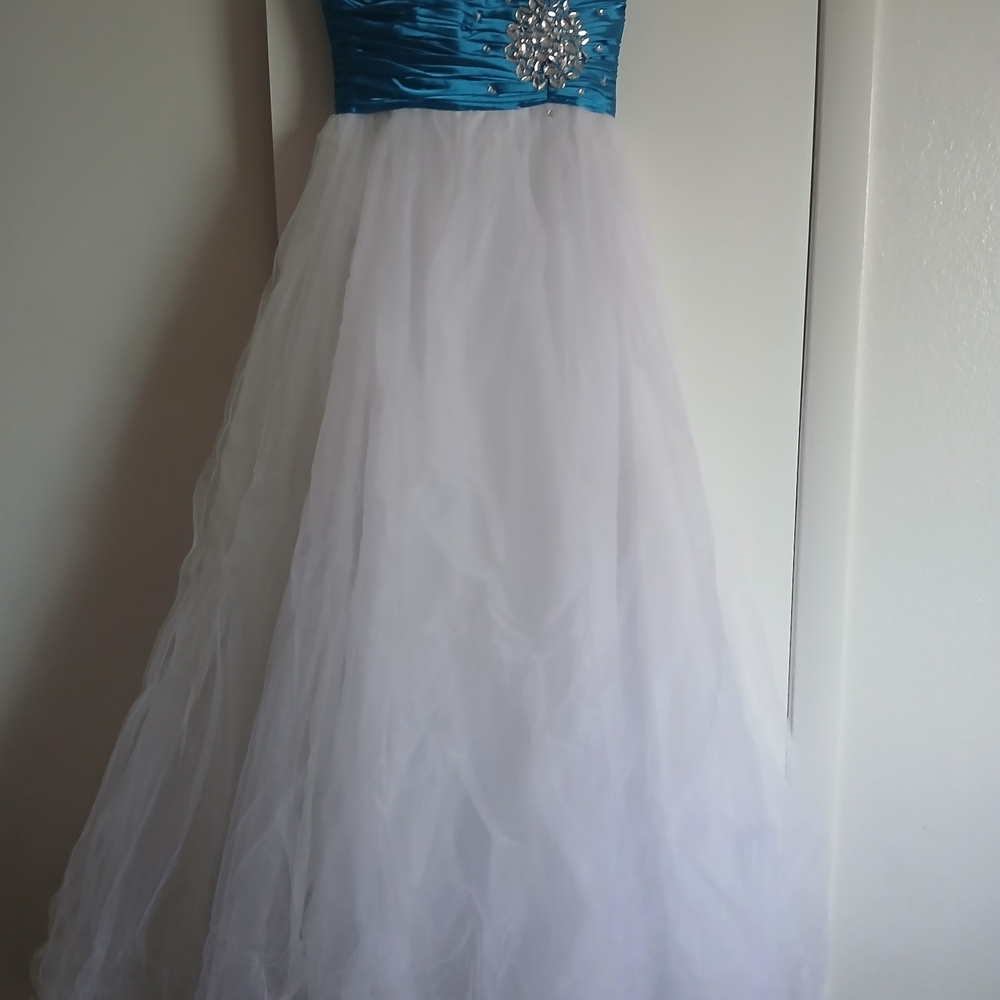 White Tulle Prom Dress Small | Turquoise Satin Waist | Rhinestone Detail - Picture 2 of 4